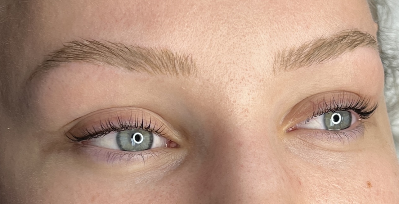 Lash Lifting Service